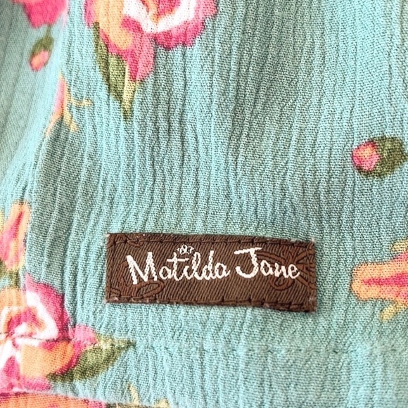 Matilda Jane Womens Medium Long Walks Shorts Floral Pull On Green Pink 27698B - Picture 14 of 16